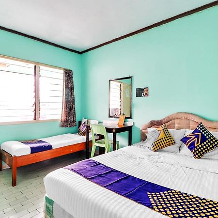 Spot On 90003 Villa Tawang Cianjur Ngoại thất bức ảnh